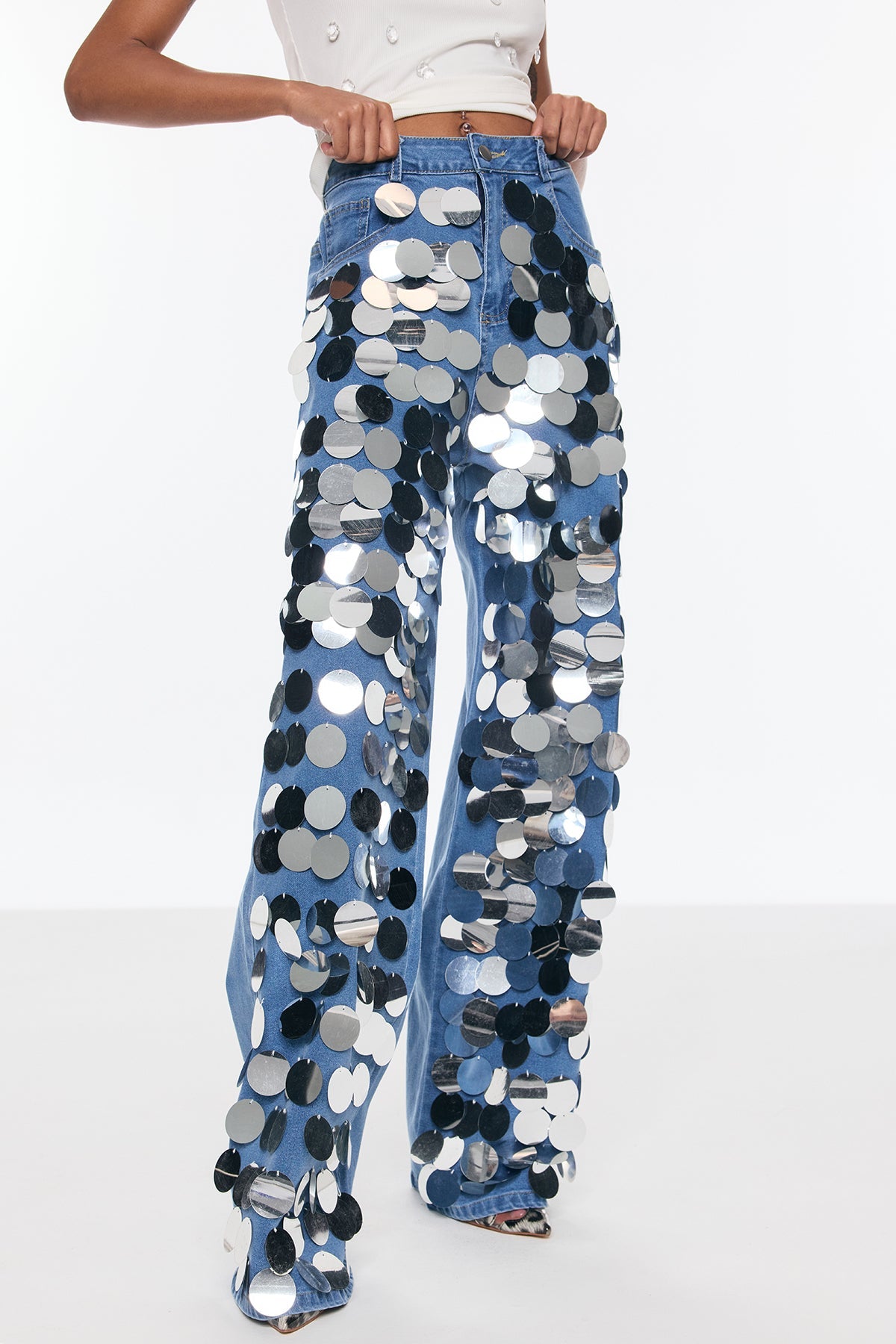Beautifully Finished Garment in a Timeless Design