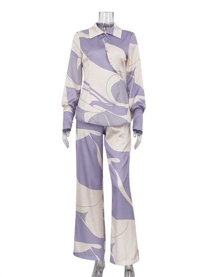 A Vintage Style Trousers with Delicate Timeless Details