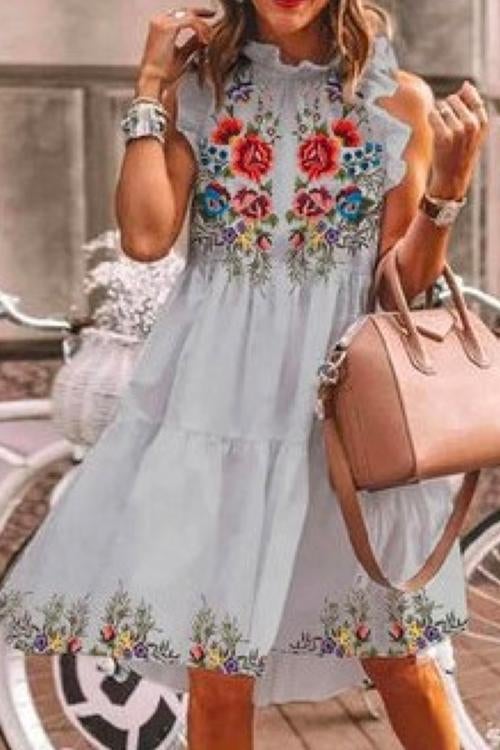 Beautifully Crafted Dress in a Classic Style
