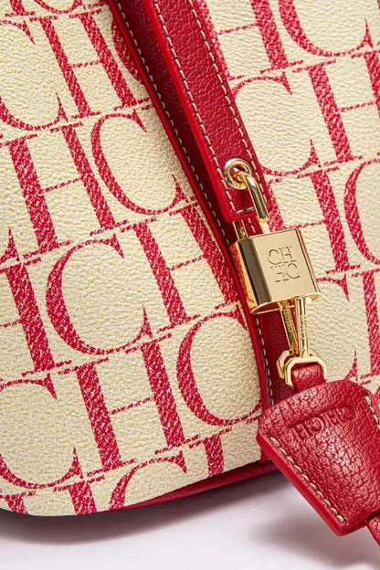 Effortlessly Elegant Bag with a Timeless Design