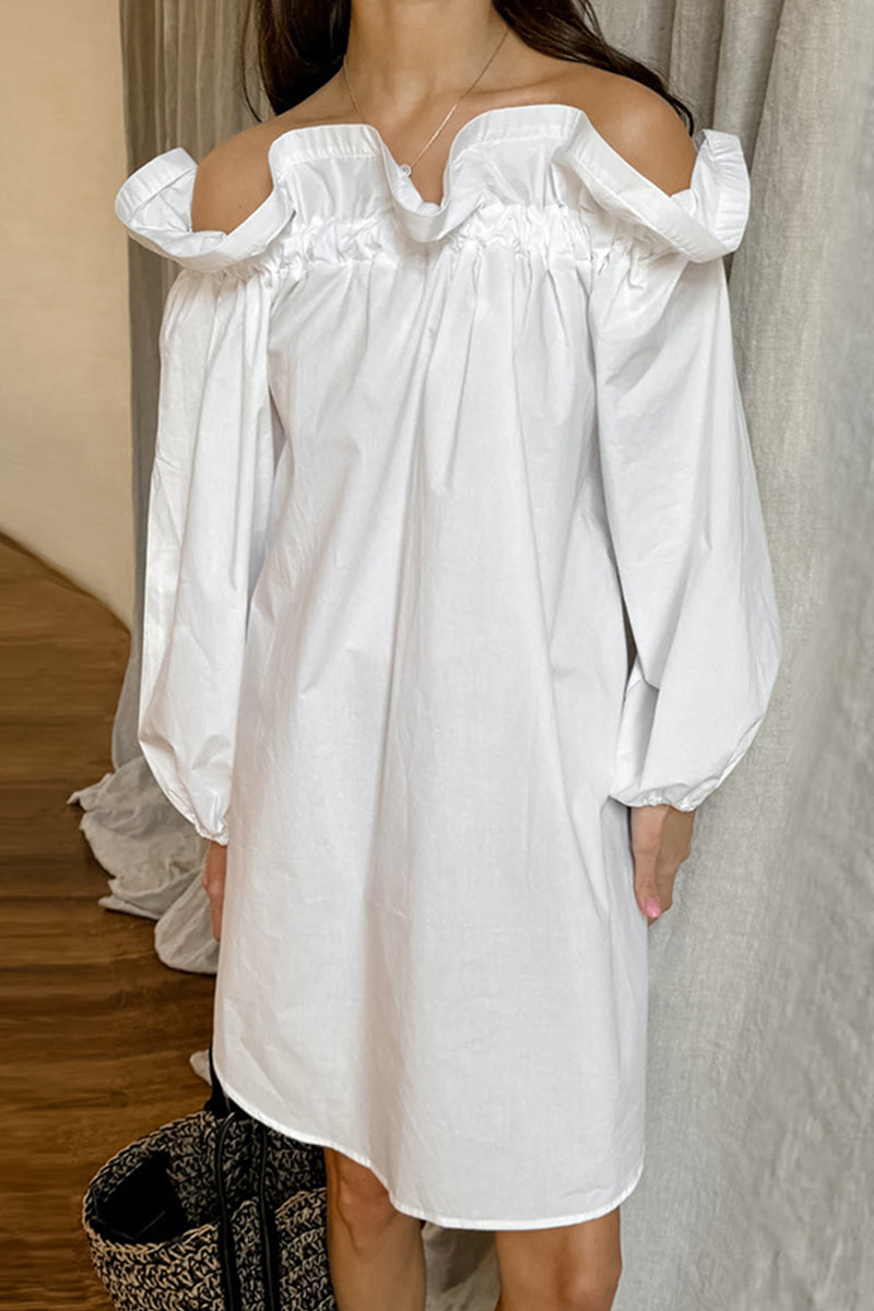 Effortlessly Elegant Dress with a Timeless Design
