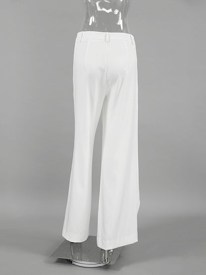 Well Tailored Pants with a Graceful Silhouette