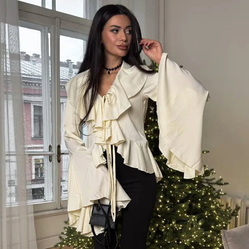 Sophisticated Blouse with a Clean Classic Look