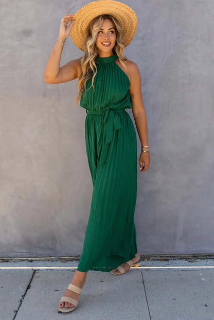 Sophisticated Garment with a Clean Classic Look