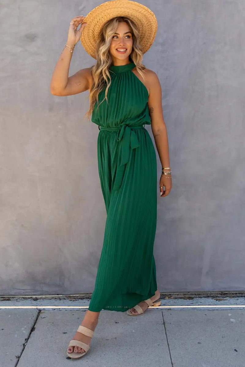 Sophisticated Garment with a Clean Classic Look