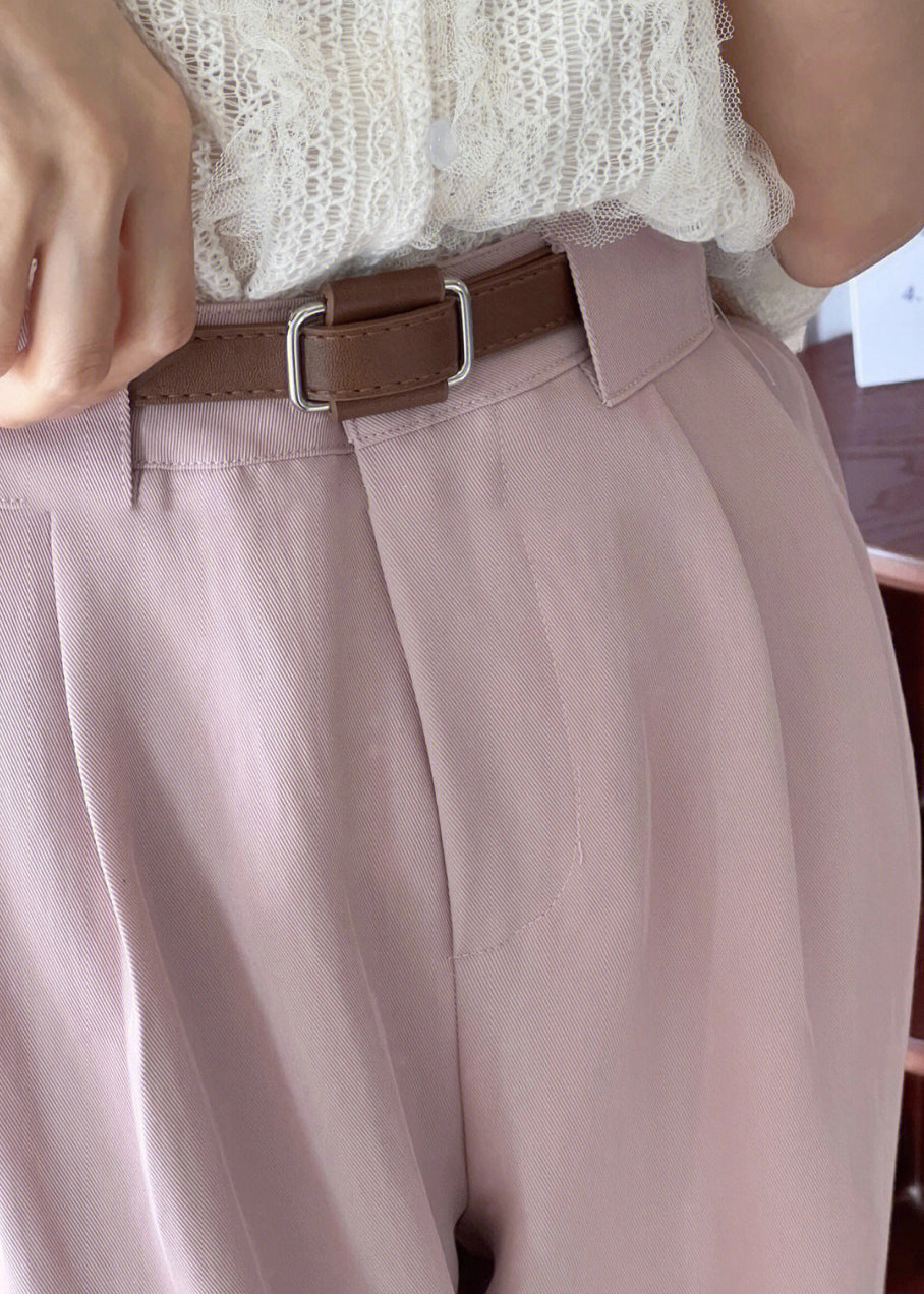 Polished Pants with an Effortless Classic Look