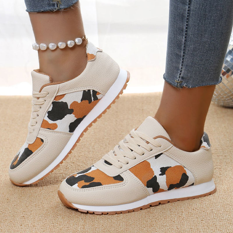 Well Tailored Shoes with a Graceful Silhouette