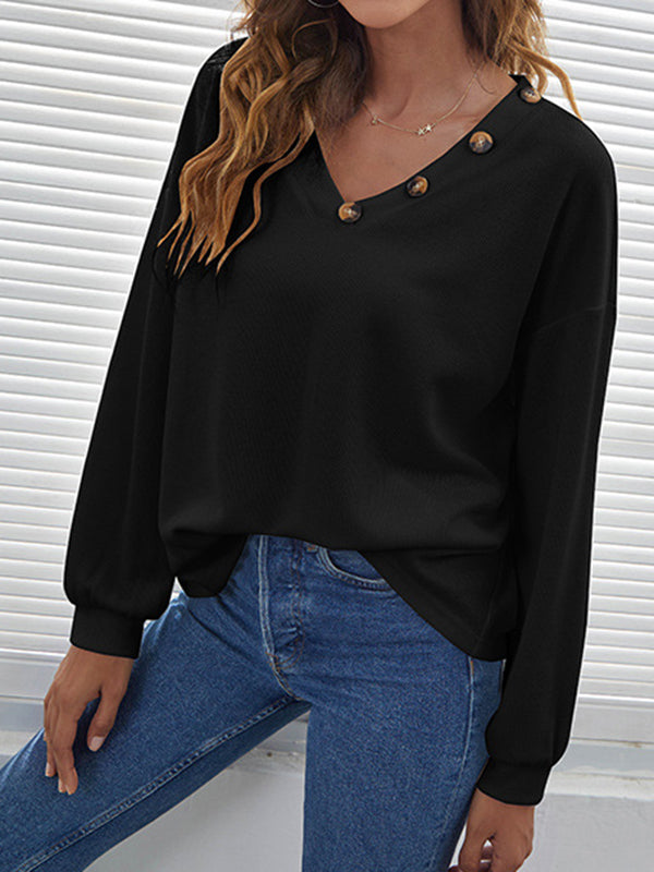 Sophisticated T-Shirt with a Clean Classic Look