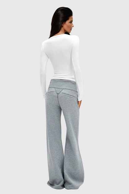 Polished Pants with an Effortless Classic Look