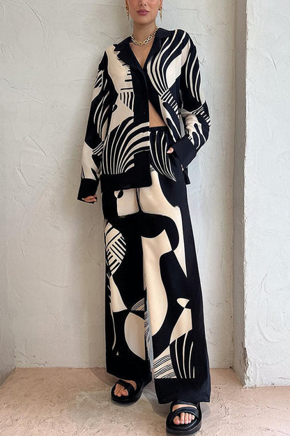 Beautifully Finished Blouse in a Timeless Design