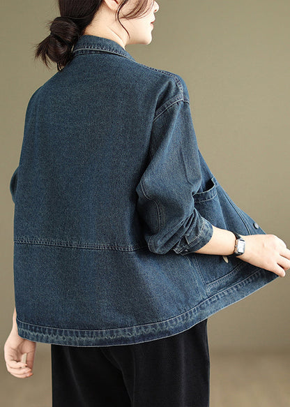 Elegantly Styled Coat for Everyday Wear