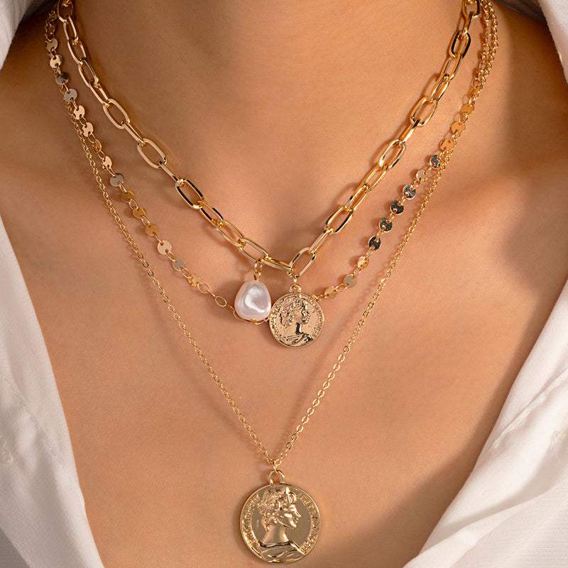 Effortlessly Elegant Garment with a Timeless Design