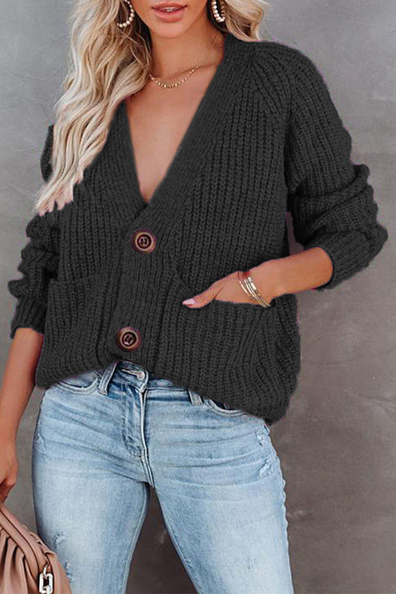 Beautifully Finished Top in a Timeless Design