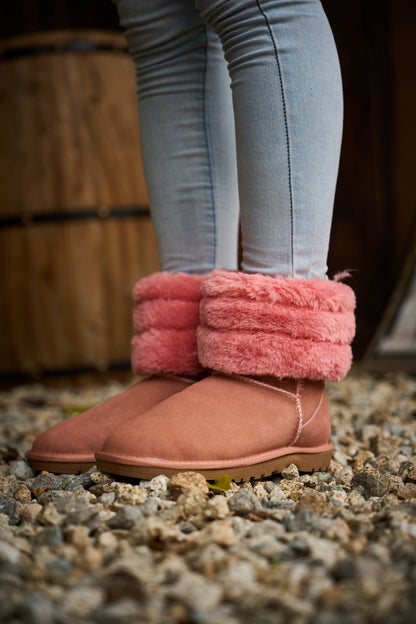 Beautifully Finished Boots in a Timeless Design