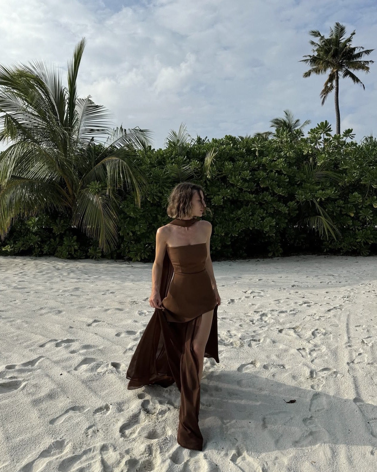 Gracefully Styled Dress for Any Occasion