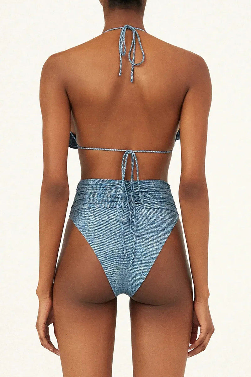 Effortlessly Elegant Bikini with a Timeless Design