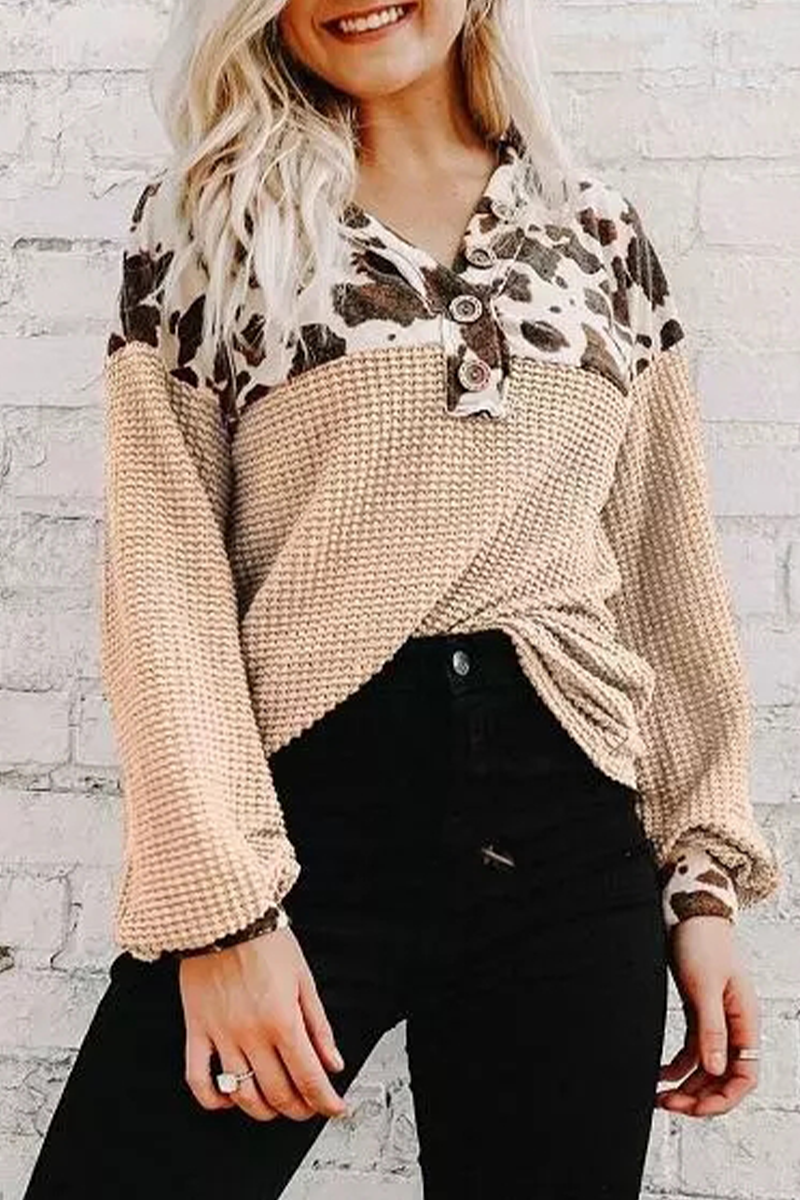 Polished Top with an Effortless Classic Look