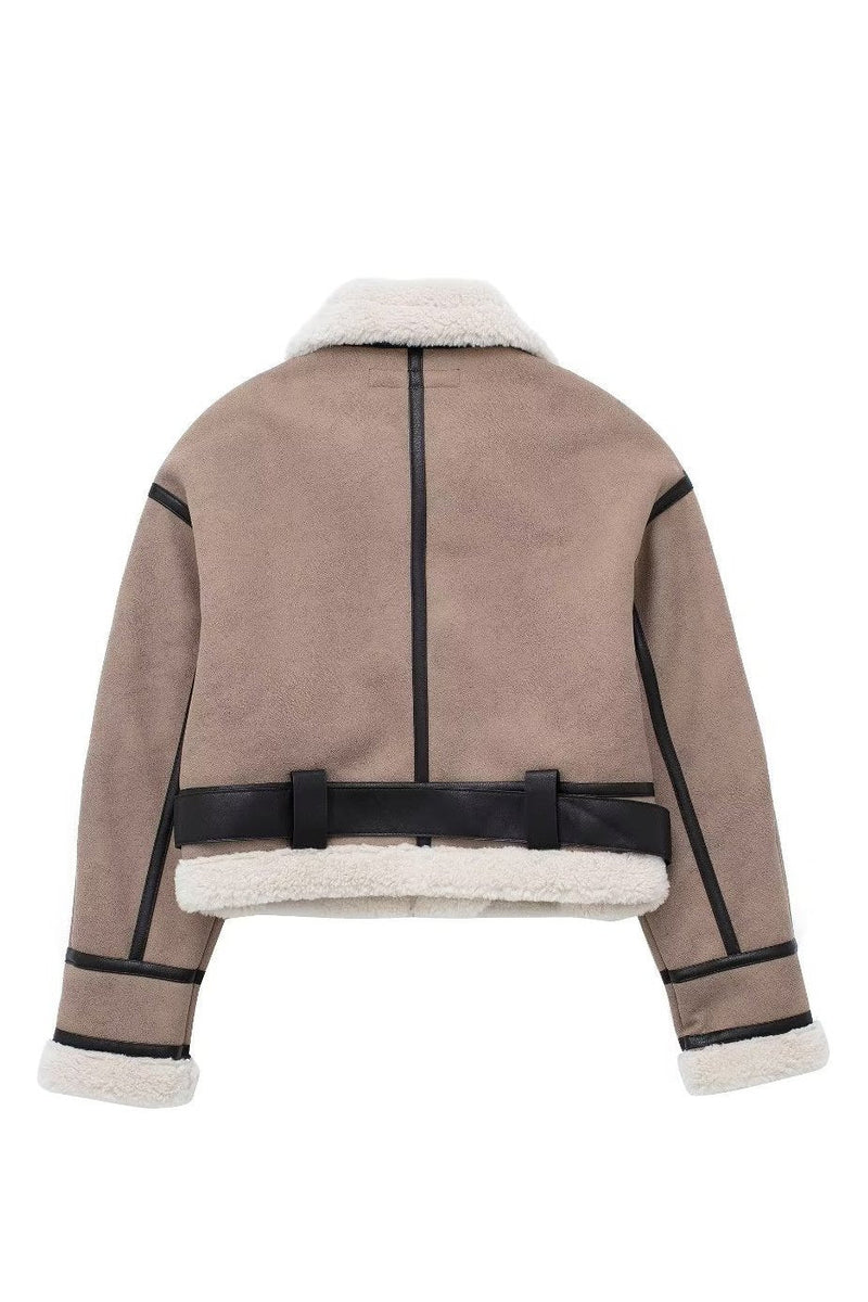 Gracefully Styled Jacket for Any Occasion