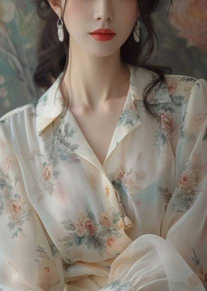 Classic Vintage Shirt with a Flattering Fit