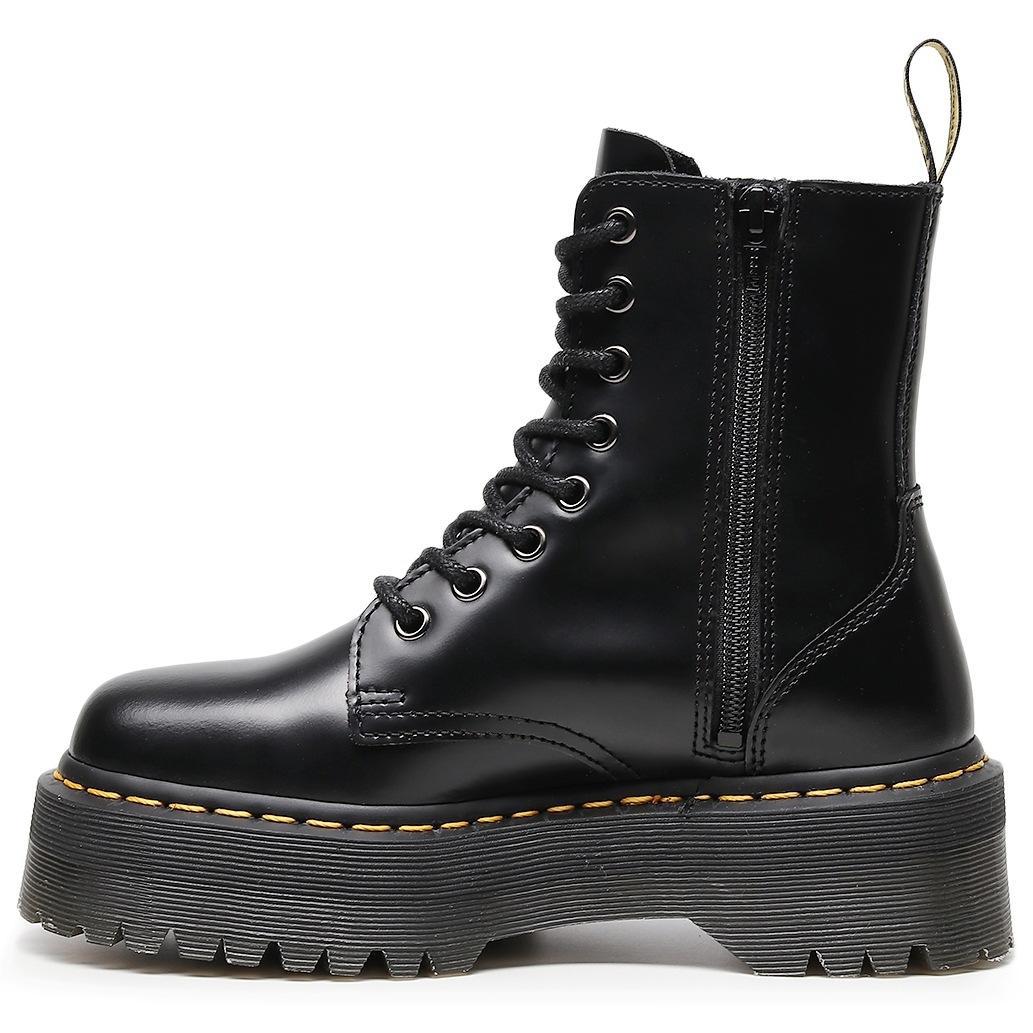 Beautifully Crafted Boots in a Classic Style