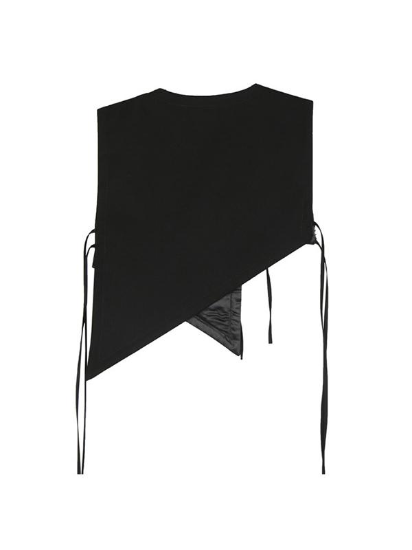 Sophisticated Garment with a Clean Classic Look