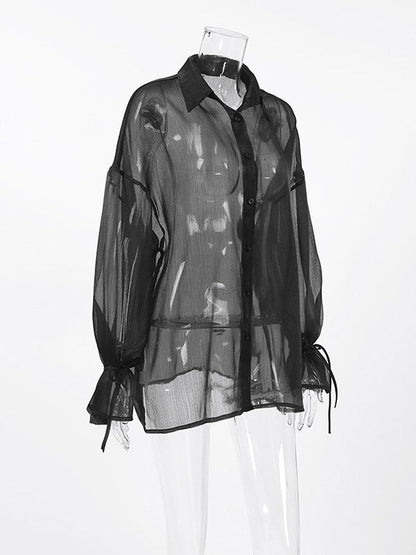 Sophisticated Blouse with a Clean Classic Look