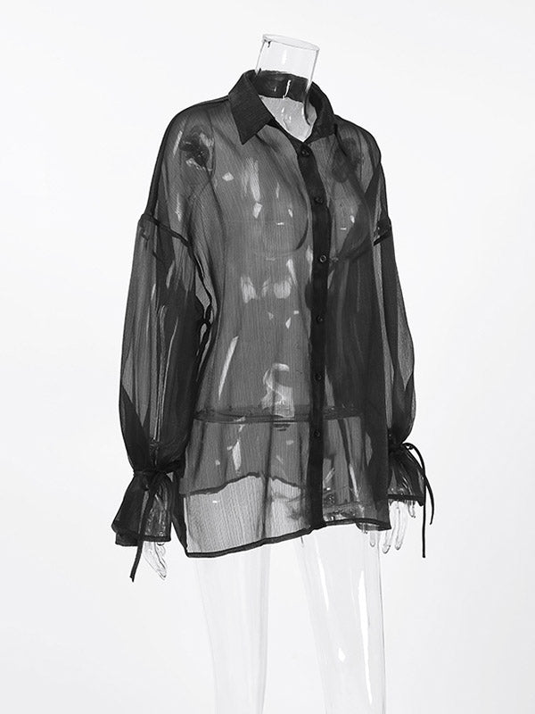 Sophisticated Blouse with a Clean Classic Look