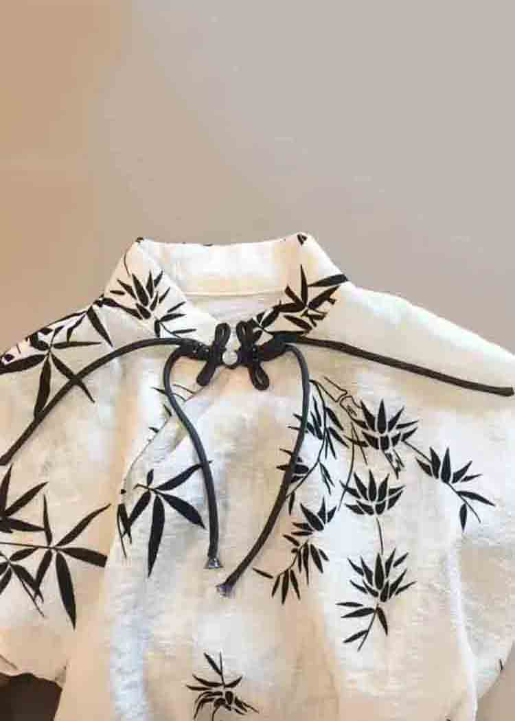 A Vintage Style Top with Delicate Timeless Details