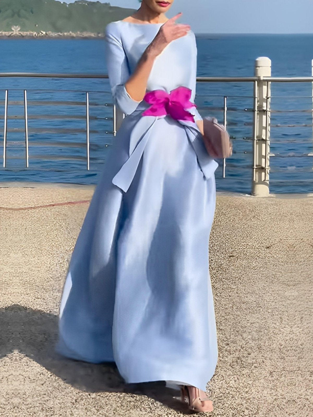 Classic Vintage Dress with a Flattering Fit