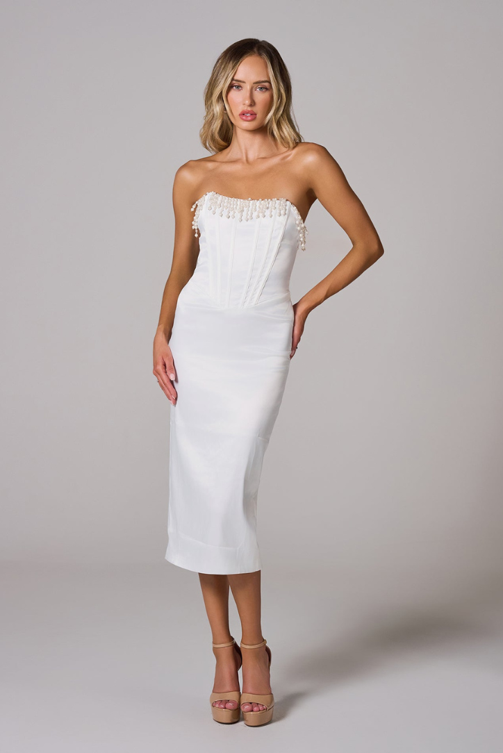 Classic Vintage & Enduringly Stylish Dress