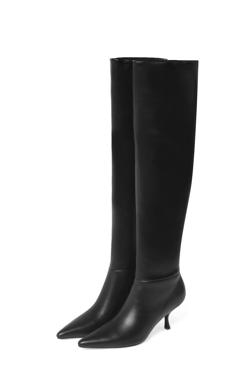 Gracefully Styled Boots for Any Occasion