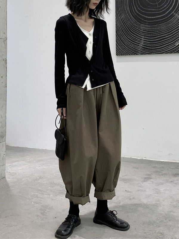 Effortlessly Elegant Trousers with a Timeless Design