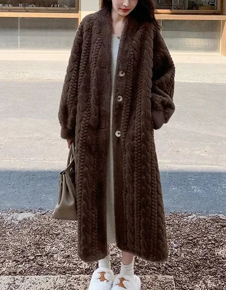 Gracefully Styled Coat for Any Occasion