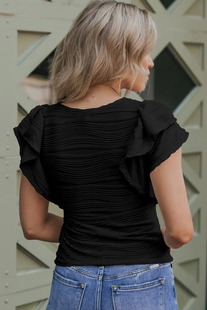 Effortlessly Elegant Top with a Timeless Design