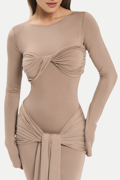 Sophisticated Dress with a Clean Classic Look