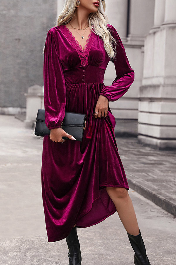 Classic Vintage & Enduringly Stylish Dress