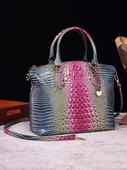 Gracefully Styled Bag for Any Occasion