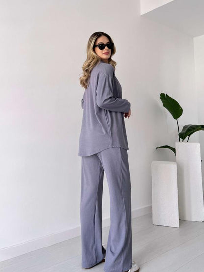 Gracefully Styled Pullover for Any Occasion