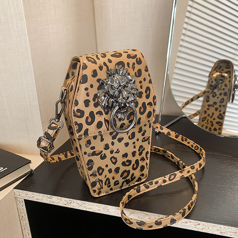 Elegantly Styled Bag for Everyday Wear