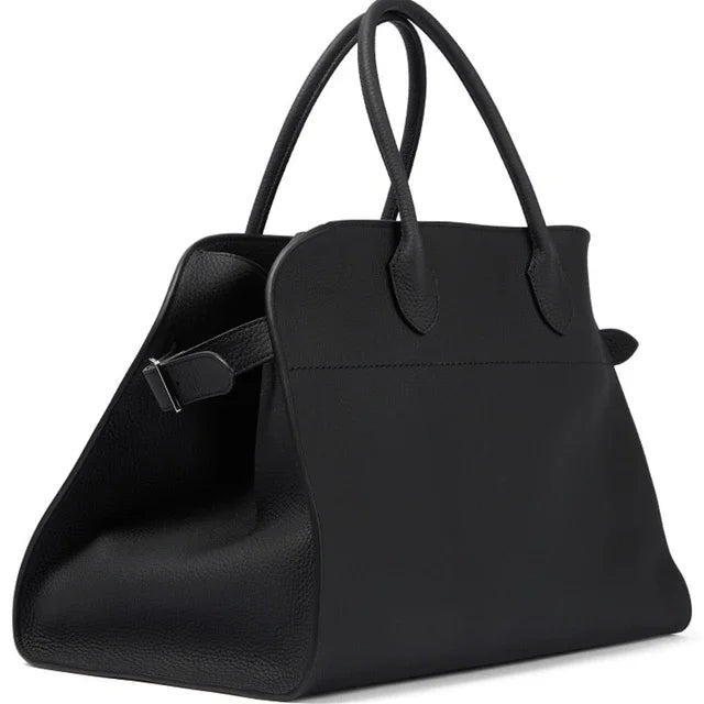 Polished Bag with an Effortless Classic Look