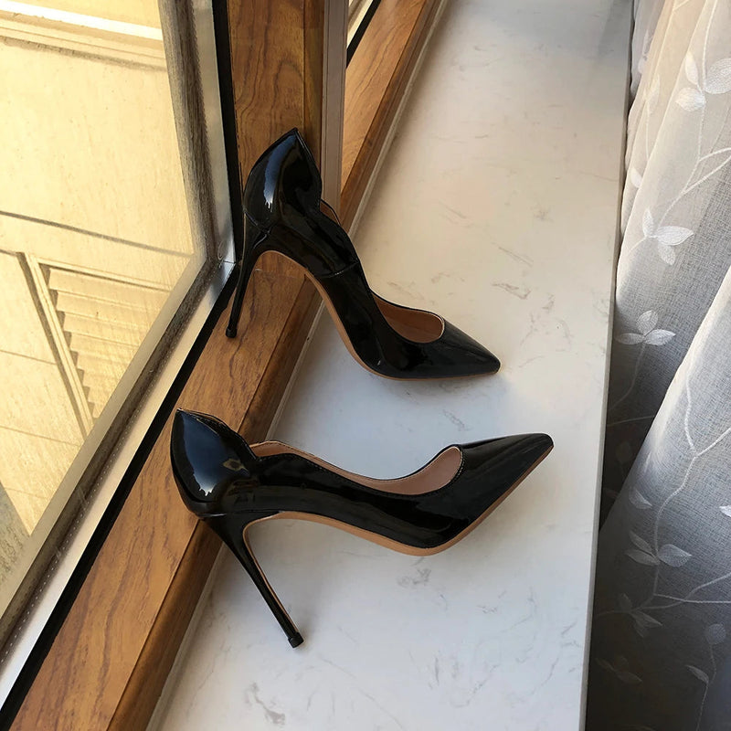Elegantly Styled Shoes for Everyday Wear