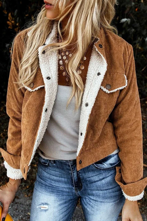 Gracefully Styled Coat for Any Occasion