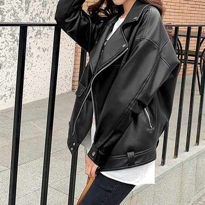 Effortlessly Elegant Jacket with a Timeless Design