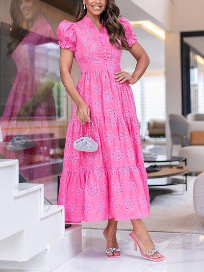 Beautifully Finished Dress in a Timeless Design
