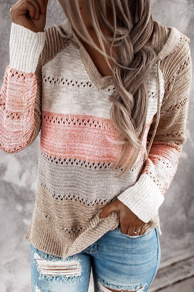 Well Tailored Top with a Graceful Silhouette