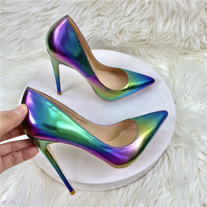 Effortlessly Elegant Shoes with a Timeless Design