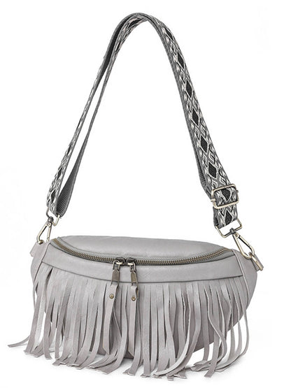 Well Tailored Bag with a Graceful Silhouette