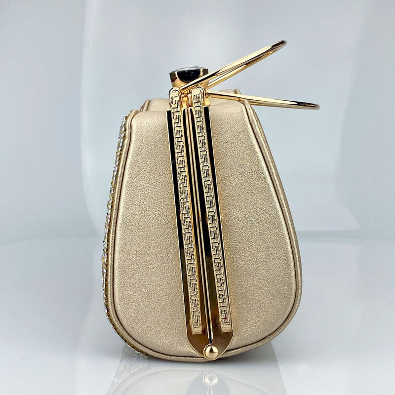 Sophisticated Bag with a Clean Classic Look