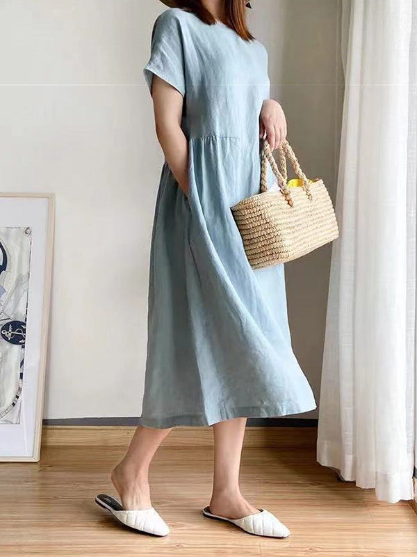 Well Tailored Dress with a Graceful Silhouette
