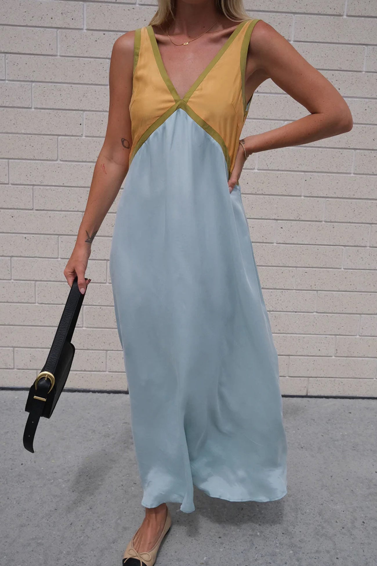 Polished Dress with an Effortless Classic Look